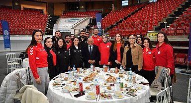Başkan Büyükkılıç, Ramazan ayı boyunca vatandaşlarla bir araya geldi