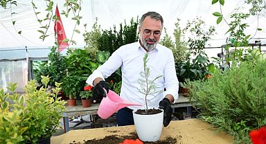 Başkan Erol: Kestel’i süs bitkileri sektöründe güçlü bir merkez haline getiriyoruz