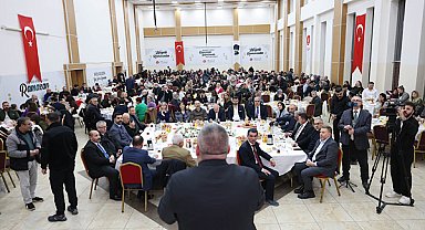 Başkan Özarslan, iftarda vatandaşlarla buluştu