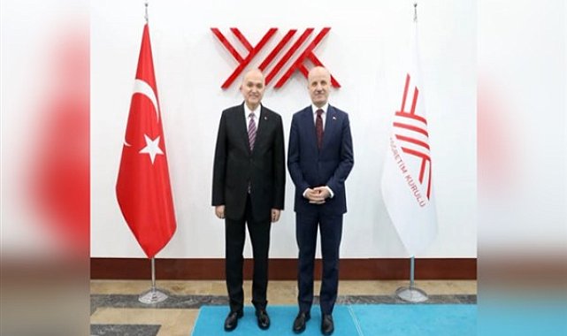 Başkan Özlü, YÖK Başkanı Özvar ile Düzce Üniversitesi Hastanesi için görüştü