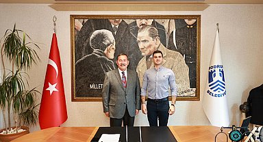 Başkan Topuz, Başkan Mandalinci’yi makamında ziyaret etti