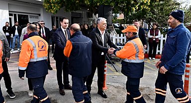 Başkan Uysal, belediye personeliyle bayramlaştı