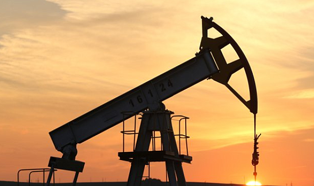 Brent petrol yeniden 100 doların üzerinde