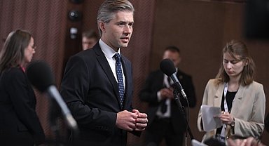 Budrys, Hindistan Dışişleri Bakanlığı Batı Sekreteri George ile görüştü