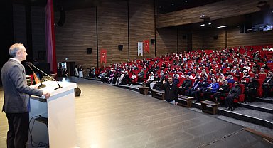 Çayırova’da 8 Mart’a özel program düzenlendi