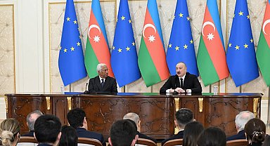 Costa ve Aliyev basın açıklaması gerçekleştirdi