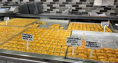 Esenyurt’ta tatlı satışı yapan işletmeler denetlendi