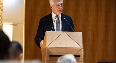 Grandi: İran'daki tüm insanların barış içinde olmasını diliyorum