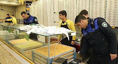 Haliliye’de Ramazan Bayramı öncesi tatlı ve şeker denetimi yapıldı