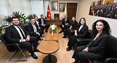 İYİ Parti heyeti siyasi partilerle görüştü