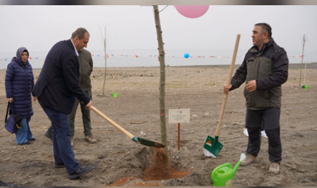 İznik’te Orman Haftası kapsamında fidan dikim etkinliği düzenlendi