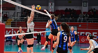 Karacabey Belediyespor Kadın Voleybol Takımı ilk galibiyetini aldı
