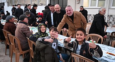 Karacabey’de sokak iftarı