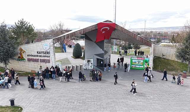 Kayseri Hayvanat Bahçesi’ni bayramda 40 bin kişi ziyaret etti