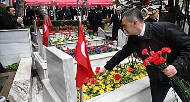 Kocaeli Valisi Aktaş’tan şehitliklere bayram ziyareti