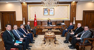 Kocaeli Valisi Aktaş, Vali Yardımcıları ile değerlendirme toplantısı yaptı