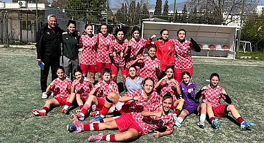 Konak Belediyespor U-17 Kızlar Takımı 13 Grup’ta lider