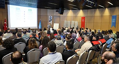 Küçükçekmece’de personele Resmi Yazışma Kuralları eğitimi verildi