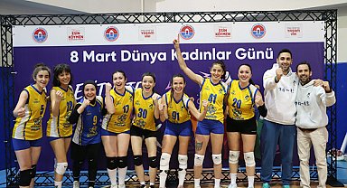 Maltepe’de 8 Mart’a özel voleybol turnuvası düzenlendi