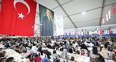 Manisa’da vatandaşlar aynı sofrada buluştu