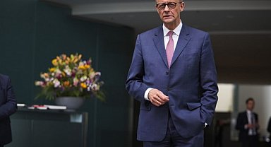 Merz: Yakıttaki fiyatlarla mücadele için Federal Kartel Bürosunu güçlendiriyoruz