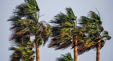 Meteoroloji'den kuvvetli rüzgar ve fırtına uyarısı