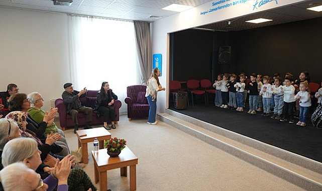Minikler, Metin Özöğüt Yaşam Merkezi'nde yaşlı vatandaşları ziyaret etti