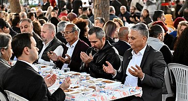 Muratpaşa’da Engelsiz Kafe’de 2 bini aşkın kişi aynı sofrada buluştu