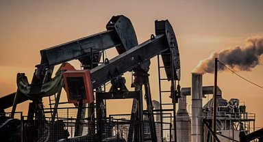 Petrol fiyatlarında jeopolitik risk etkisi sürüyor