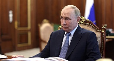 Putin'den İran Dini Lideri Hamaney için taziye mesajı