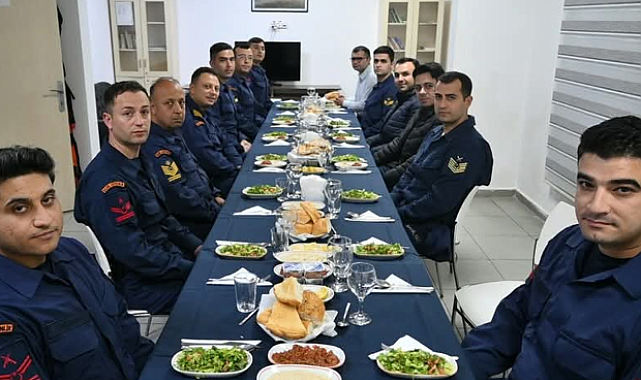 Samandağ Kaymakamı Dündar, Sahil Güvenlik Komutanlığı'nda iftara katıldı