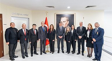 Şehit aileleri derneklerinden Başkan Tugay’a ziyaret