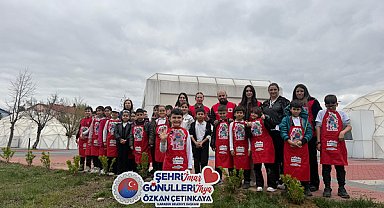 Şehit Ercan Hırçın İlkokulu öğrencileri, hatıra fidanı dikti