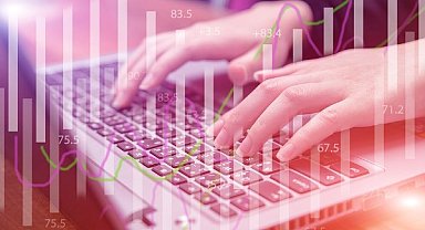 Spot altın yüzde 1,5 artışla ons başına 4.578 dolara yükseldi