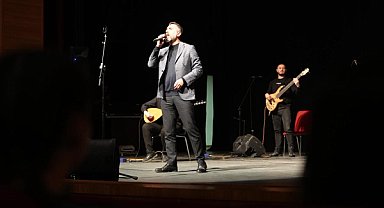 Tasavvuf müziği sanatçısı Umut Mürare, Düzcelilerle buluştu