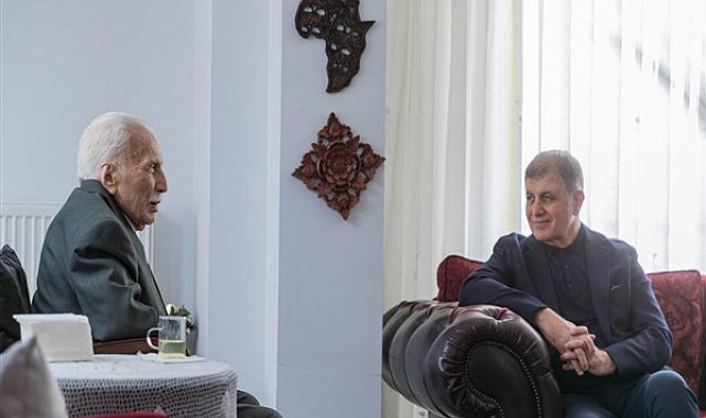 Tugay, Prof. Dr. Veli Lök’ü 14 Mart Tıp Bayramı’nda ziyaret etti