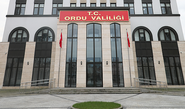 Ünye kıyısına vuran patlayıcı yüklü insansız deniz aracı kontrollü imha edildi