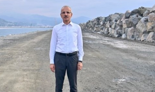 Uraloğlu, Akçaabat Haçkalı Baba Devlet Hastanesi’ni ziyaret etti