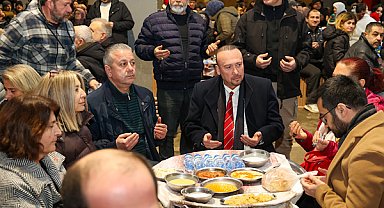 Uşak’ta toplu iftar programı düzenlendi