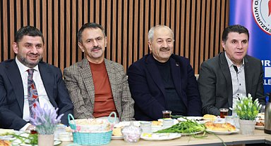 Vali Aktaş, Erzurum Oltu Dernekler Federasyonu’nun sahur programına katıldı