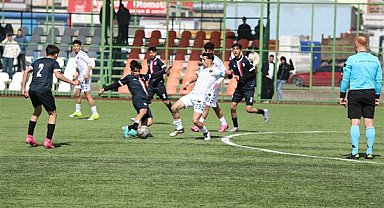 Van Büyükşehir Belediyespor U-18 Futbol Takımı il şampiyonluğunu ilan etti