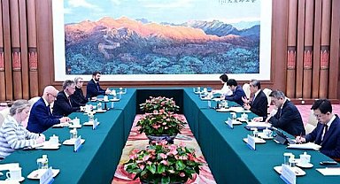 Wang, Starmer’in Ulusal Güvenlik Danışmanı Powell ile bir araya geldi