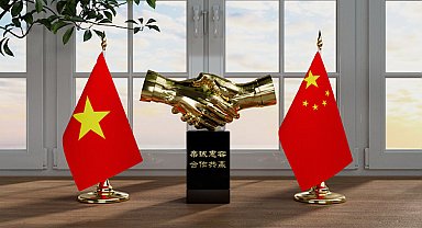 Wang Yi, Vietnamlı mevkidaşıyla bir araya geldi