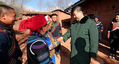 “Xi Jinping’in Liderliğinde Yoksulluğa Karşı Zafer” isimli kitap yayımlandı