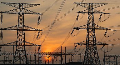 Xinjiang’dan iletilen “yeşil” elektrik miktarı 300 milyar kilovatsaati aştı
