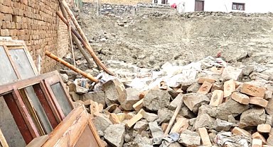 Afganistan'daki 5.8 büyüklüğündeki depremde en az 12 kişi hayatını kaybetti