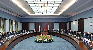 AK Parti MYK, Erdoğan başkanlığında toplandı