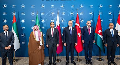 Al Thani, Antalya’da Bakanlar Kurulu'nun toplantısına katıldı