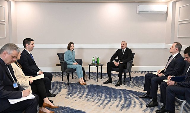 Aliyev, Moldova Cumhurbaşkanı Sandu ile bir araya geldi