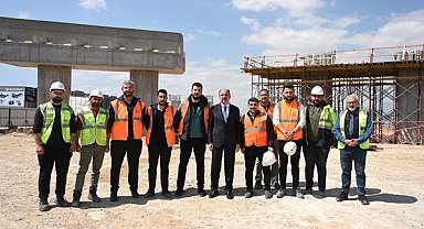 Altay, inşası süren TÜMOSAN kavşağında incelemerde bulundu 